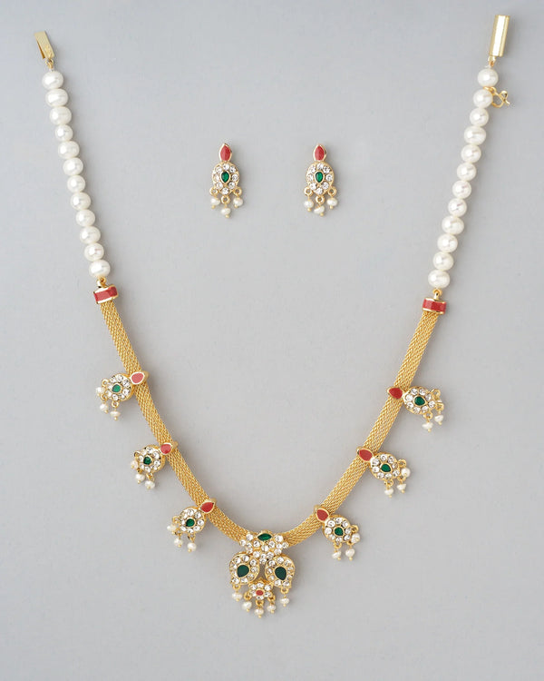 Queen’s Radiant Pearl CZ Set