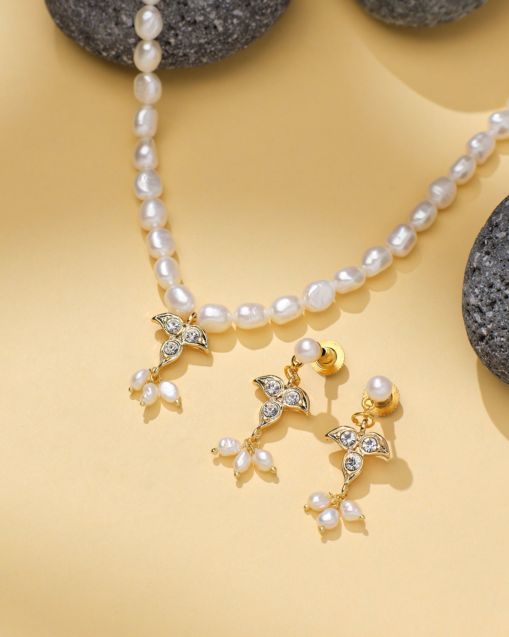 Pearl Radiance CZ Necklace Set
