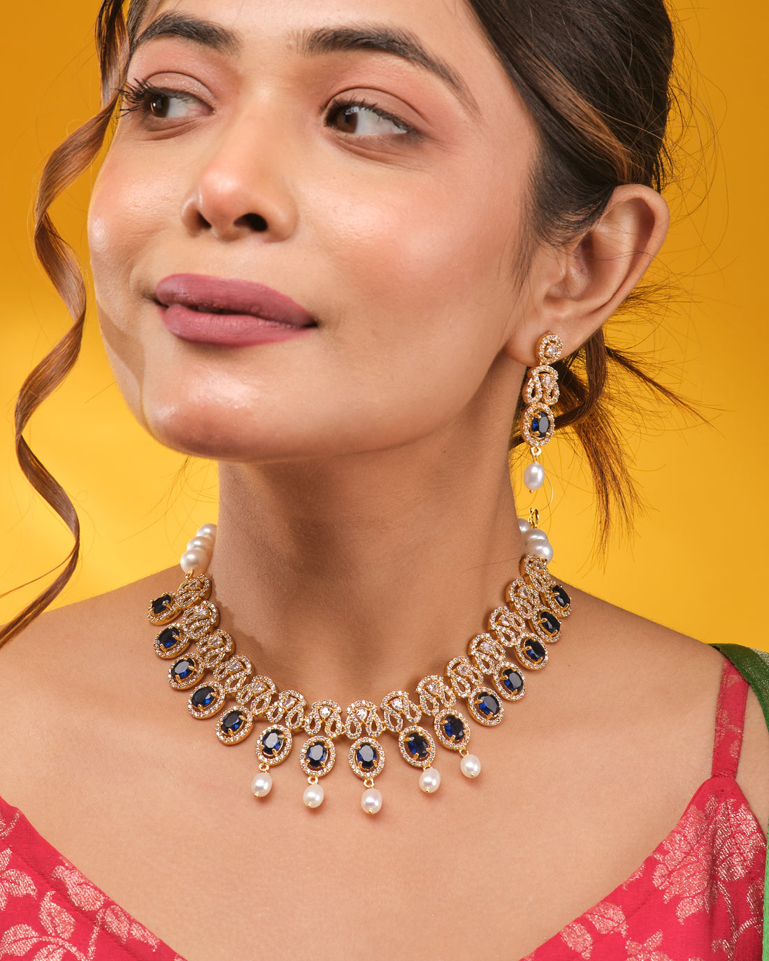 Queen’s Radiant CZ Choker Set