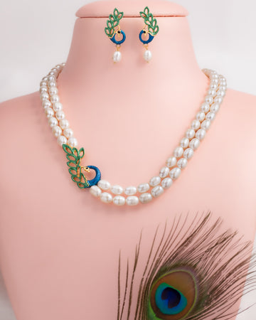 Mayur Pearl Necklace Set with Enamel Accent