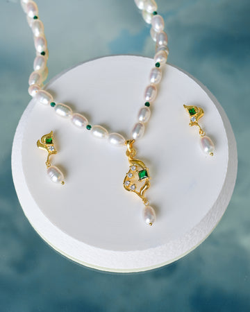 Statement Pearl & CZ Set