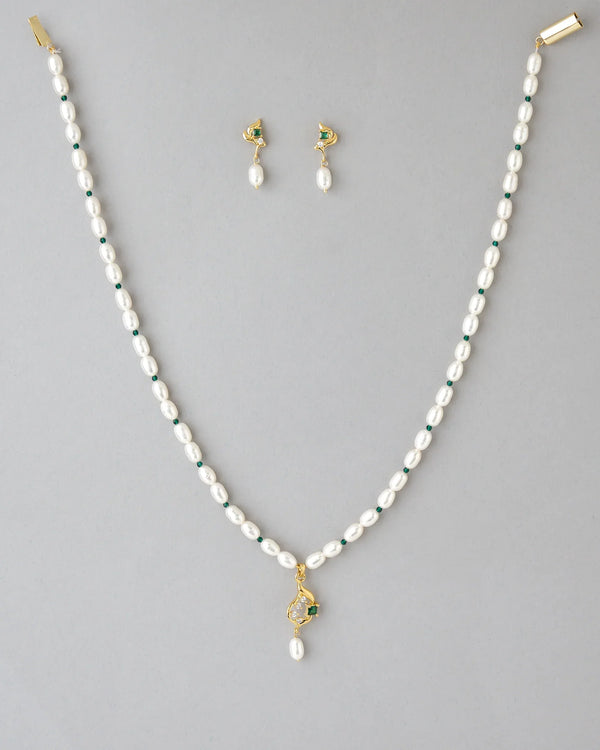 Statement Pearl & CZ Set