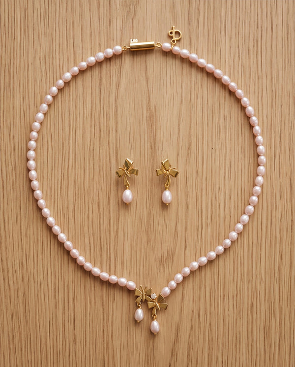Classic Freshwater Pearl Strand Set with Bow Motifs & Cubic Zirconia Accents