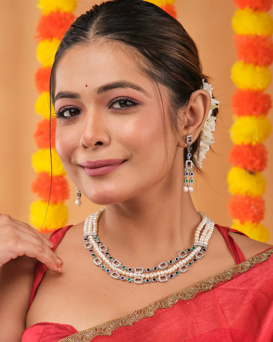 Grand Multi-Layer Pearl Necklace Set