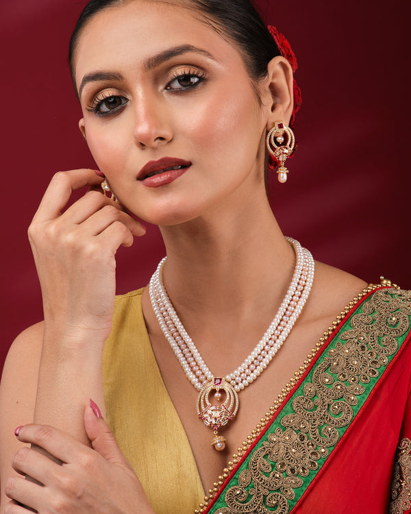 Ruby Halo Three Layer Bridal Pearl Set