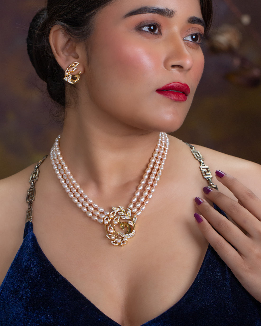 Peacock Royal Pearl Necklace Set with CZ Swirl Pendant