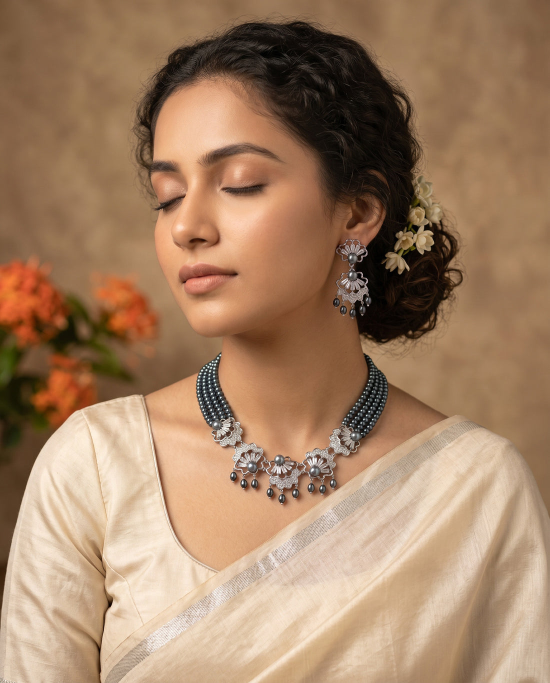 Luxurious Multi-Strand Black Pearl Jewellery Set