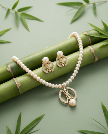 Gold Plated Imperial Monogram Pearl Jewellery Set