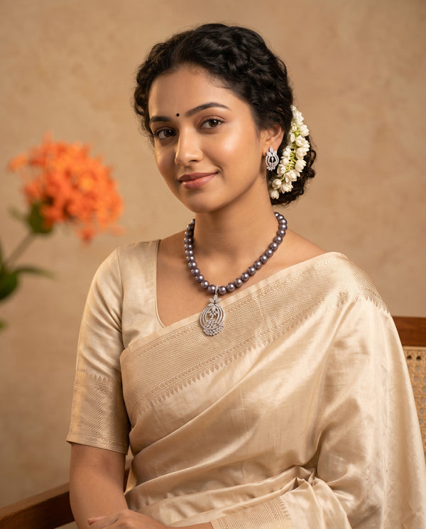 Exquisite Ornate Crystal Black Pearl Jewellery Set