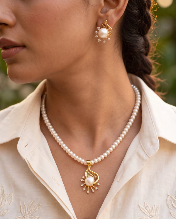 Sunburst Flame Freshwater Pearl Pendant & Earrings Jewellery Set