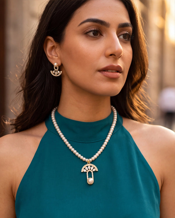 Art Deco Fan & Freshwater Pearl Pendant Necklace Set