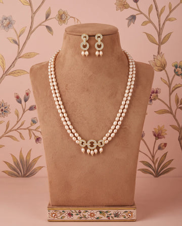 Gold-Plated Double-Strand Peach Pearl Interlocking Circular CZ Necklace Set