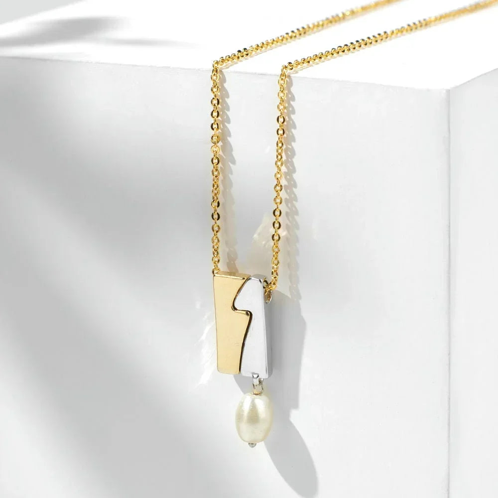 Selene Pearl Pendant - Bold N' Italic