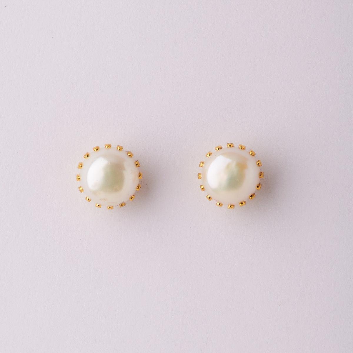 Simple Pearl Stud Earring - Chandrani Pearls