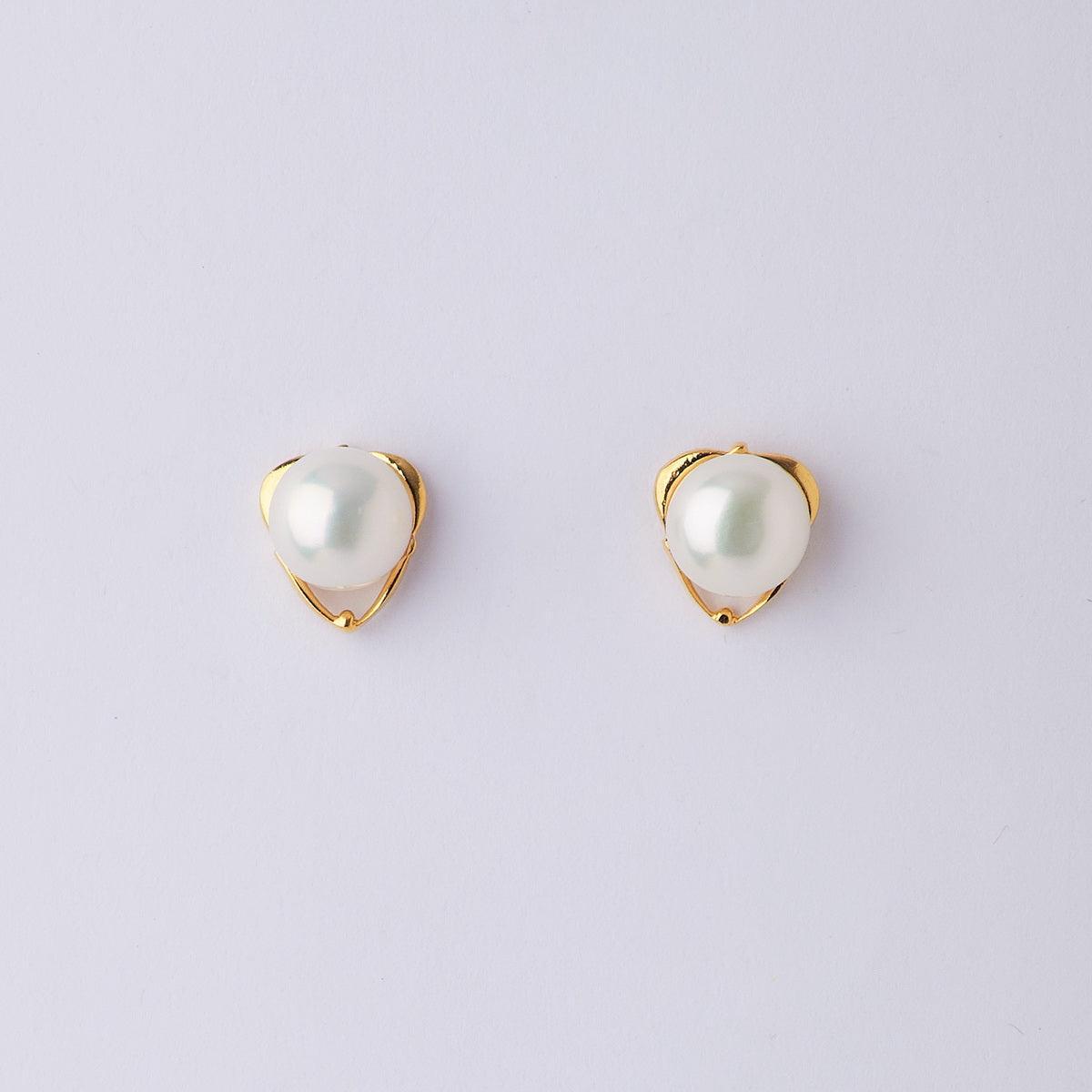 Simple Pearl Stud Earring - Chandrani Pearls