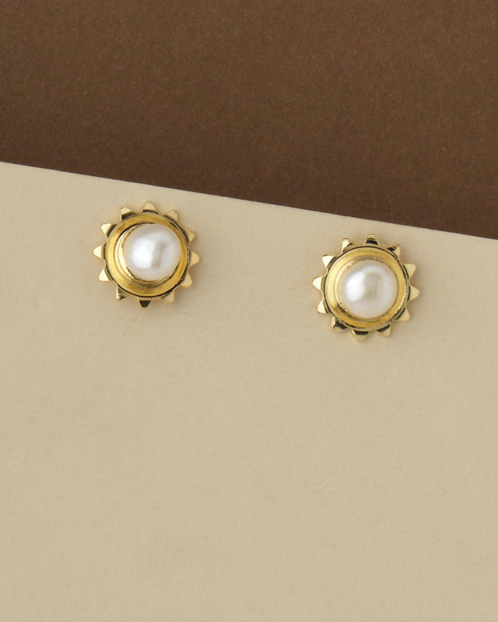 Simple Pearl Stud Earring - Chandrani Pearls