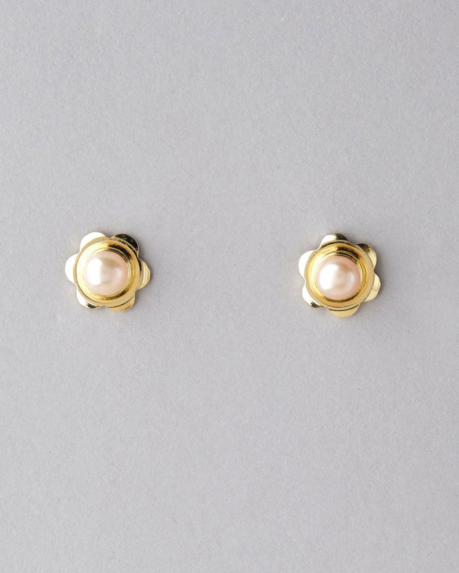 Simple Pearl Stud Earring - Chandrani Pearls