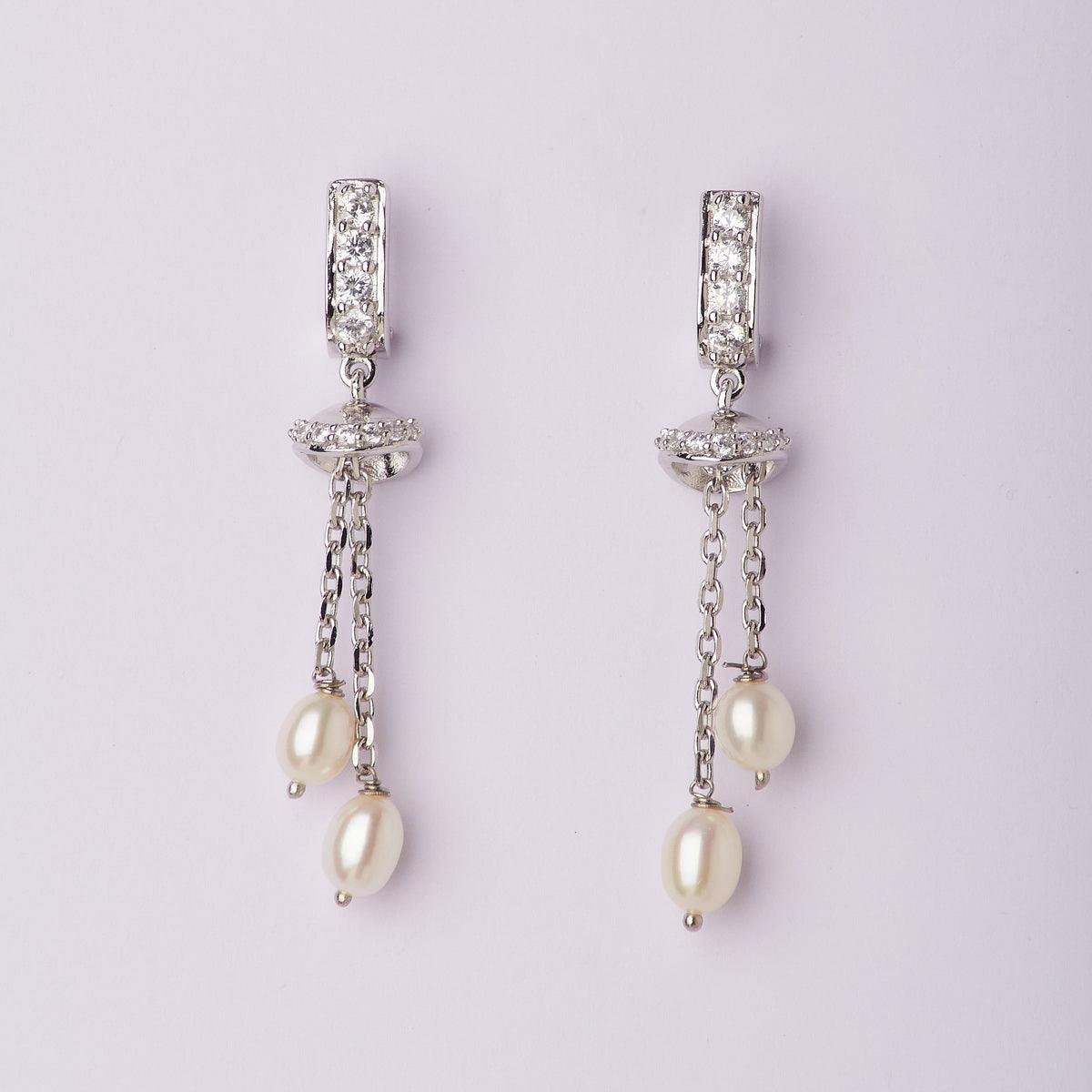 Simple & Smart Pearl Hanging Earring - Chandrani Pearls