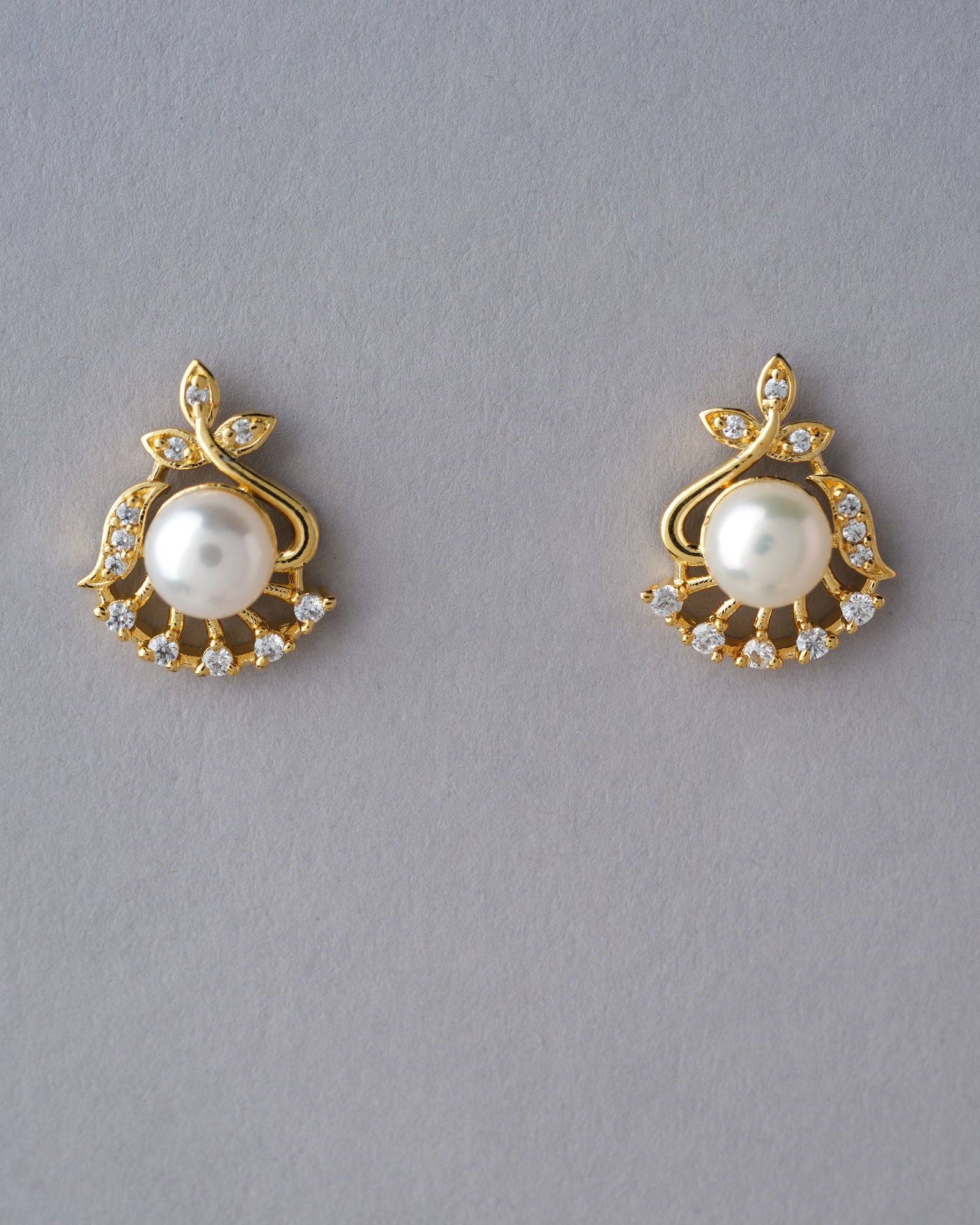 Simple Stud Pearl Earring - Chandrani Pearls