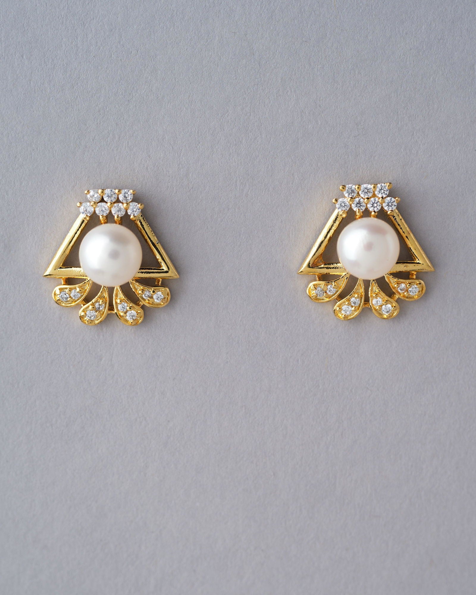 Simple Stud Pearl Earring - Chandrani Pearls