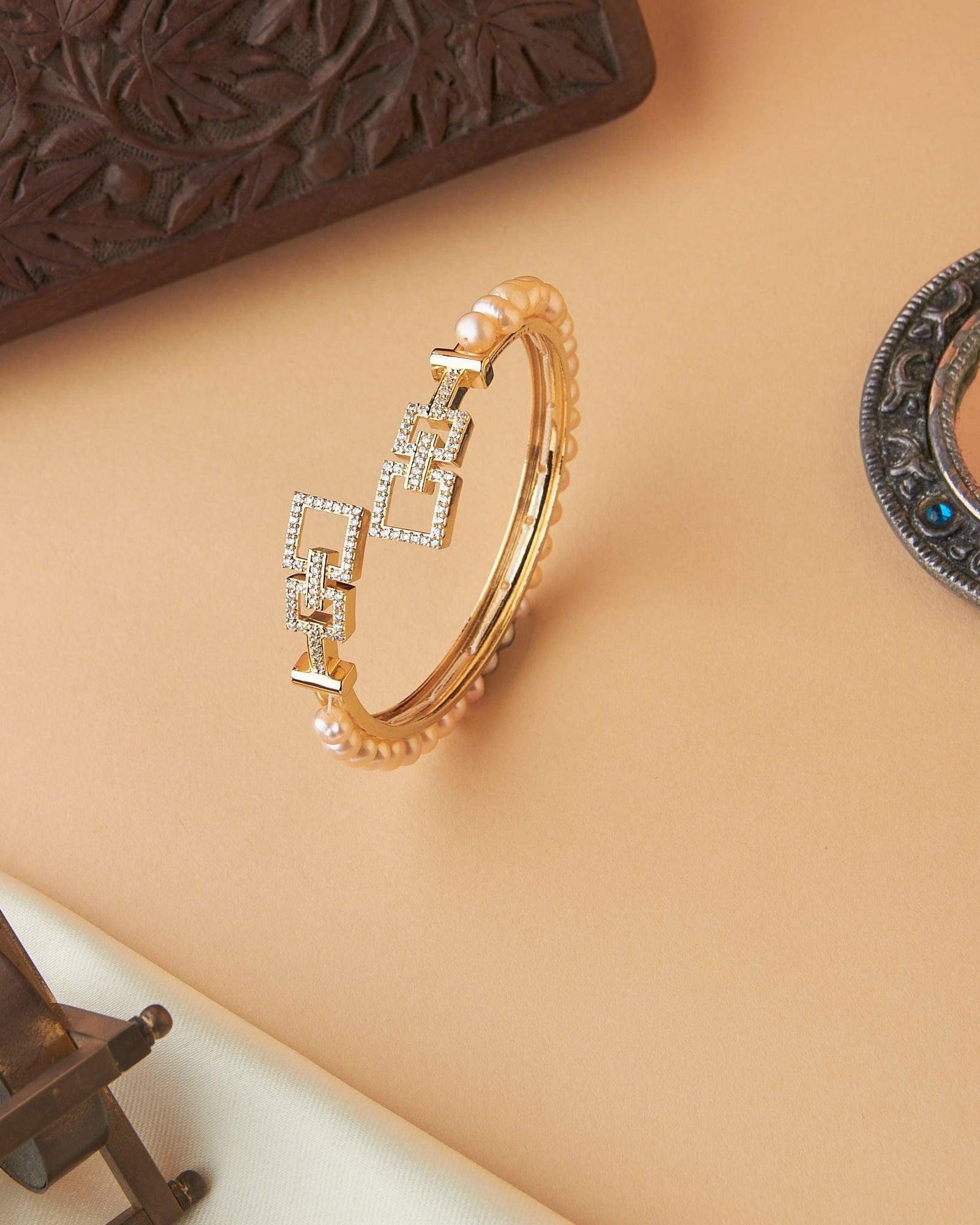 Single Line Warm White Pearl Bangle - Chandrani Pearls