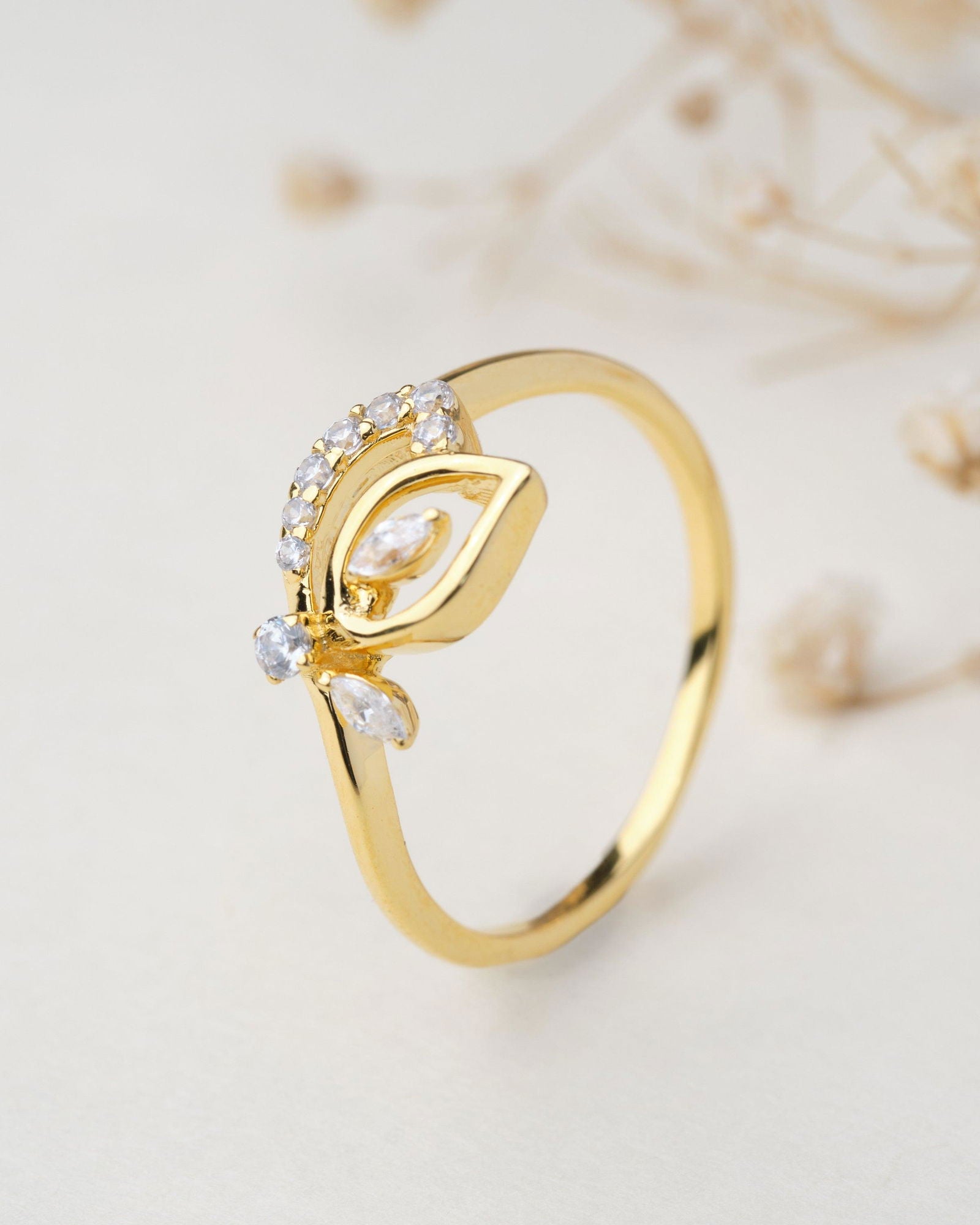 Sparkle Dewdrops 18Kt Gold & Diamond Ring - Chandrani Pearls