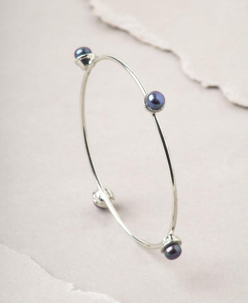 Statement Rhodium Black Pearl Bangle - Chandrani Pearls