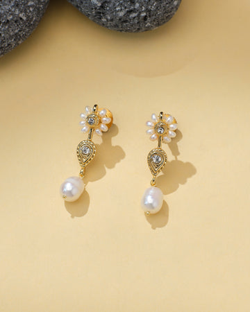 Classic Pearl & Cubic Zirconia Studs