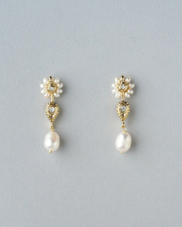 Classic Pearl & Cubic Zirconia Studs