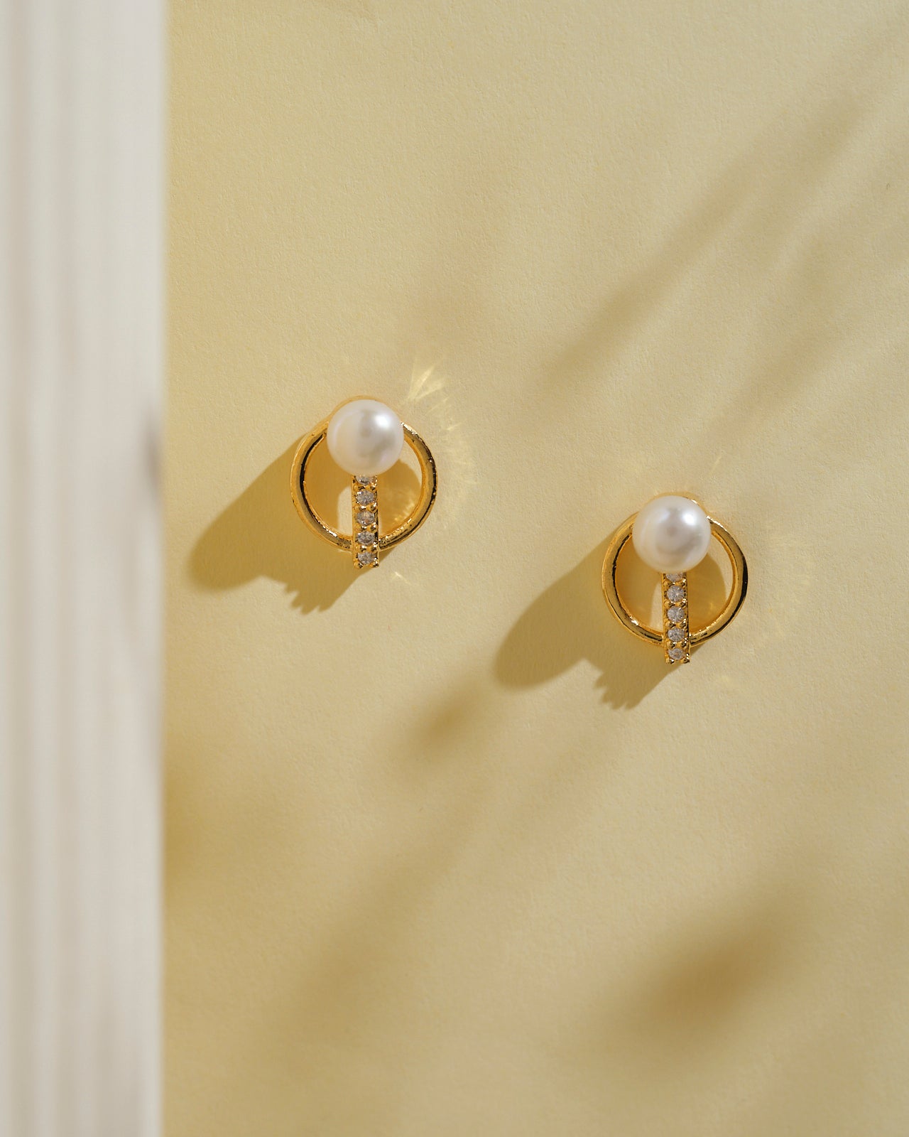 Pretty White Pearl Stud Earrings