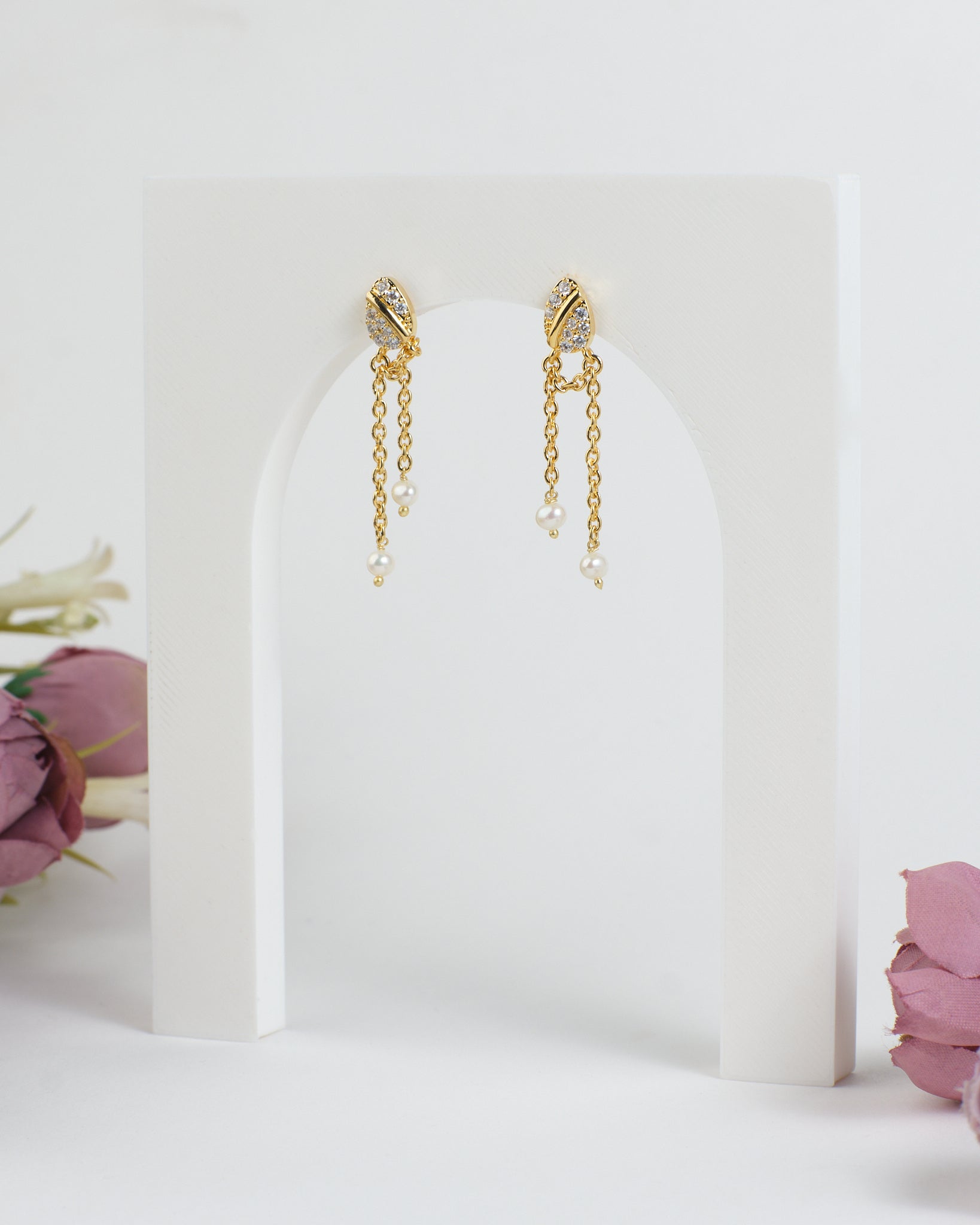 Oasis Drop Pearl Earring