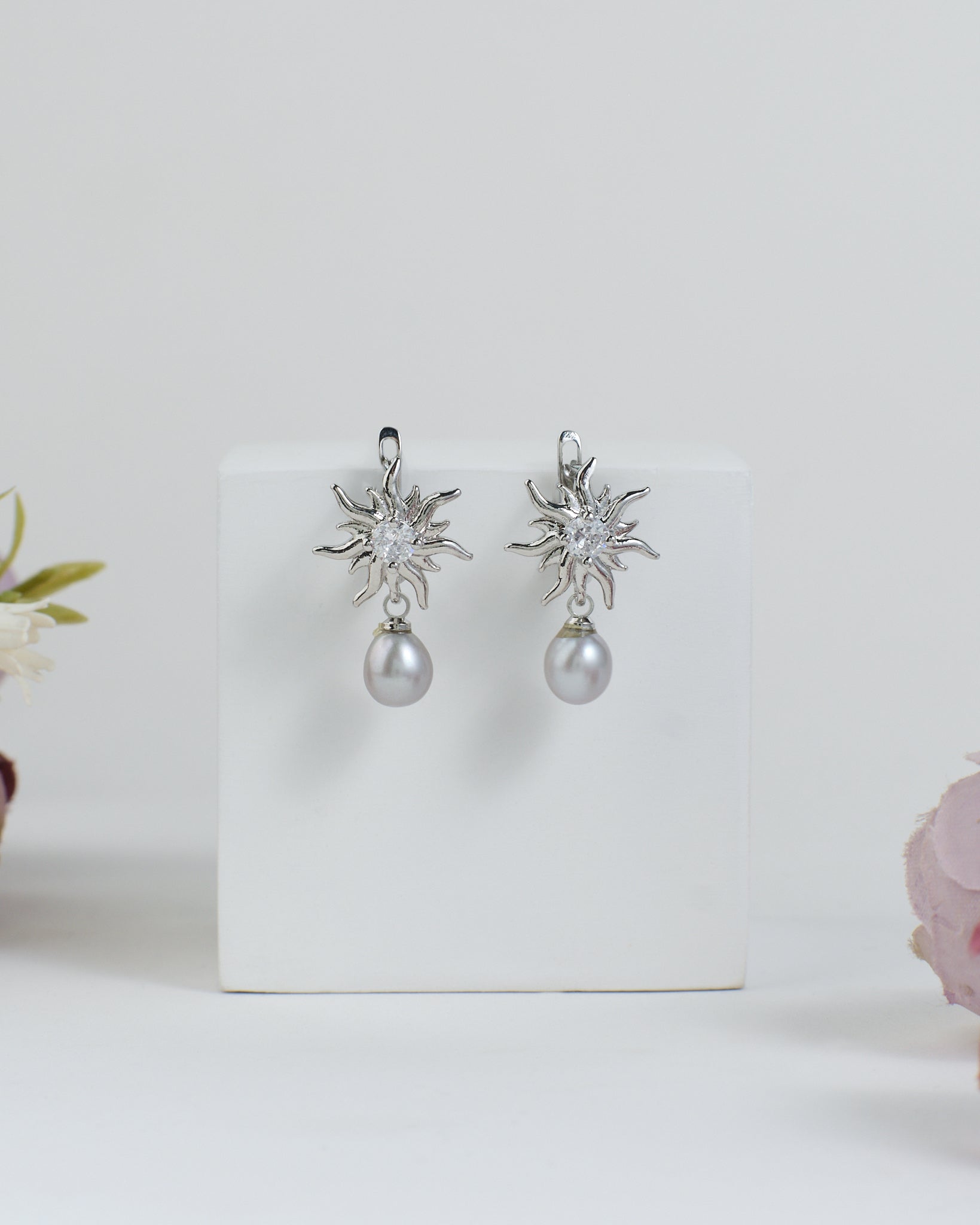 Drop of Light Pearl Earring