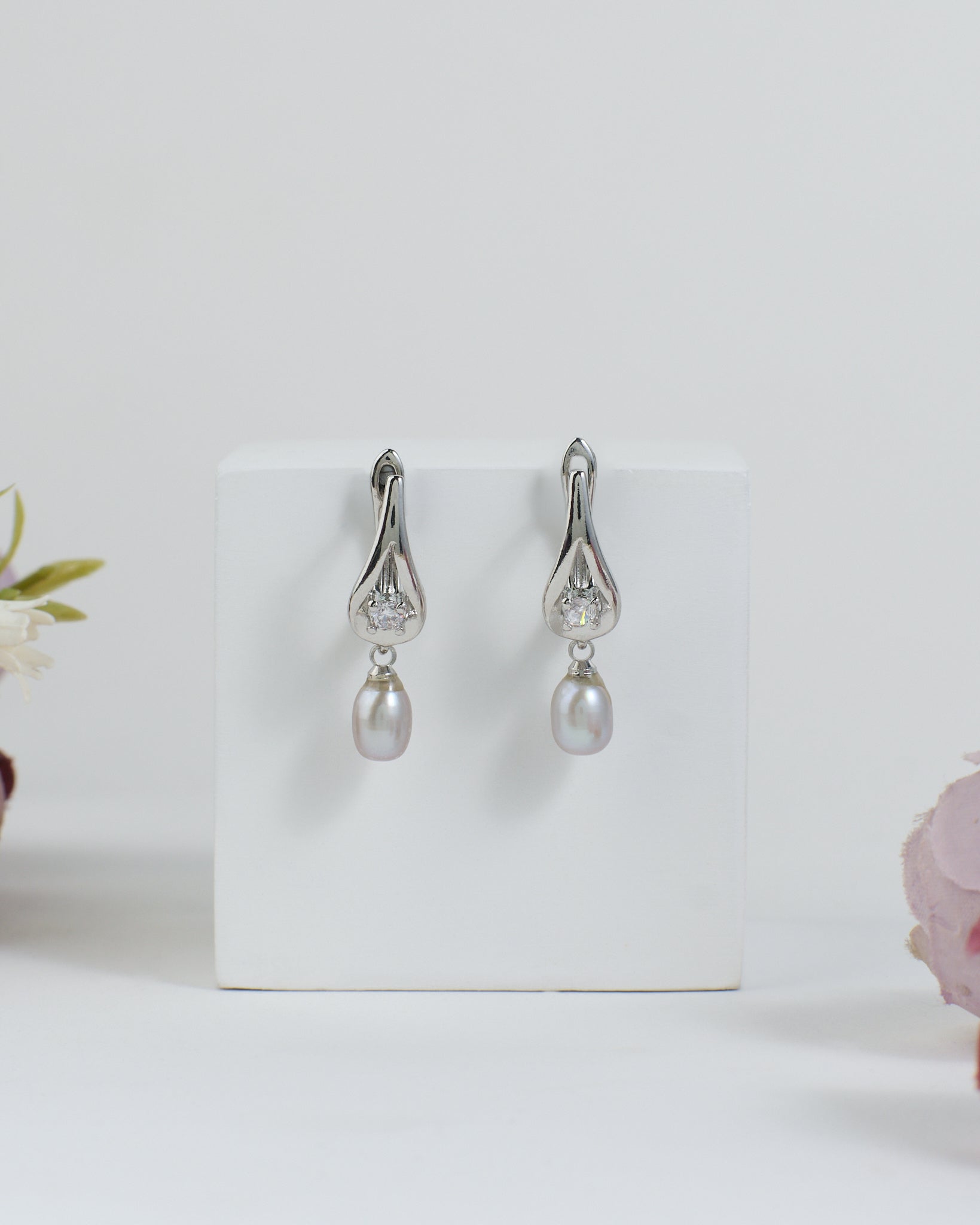 Marine Moonstone Pearl Earrings