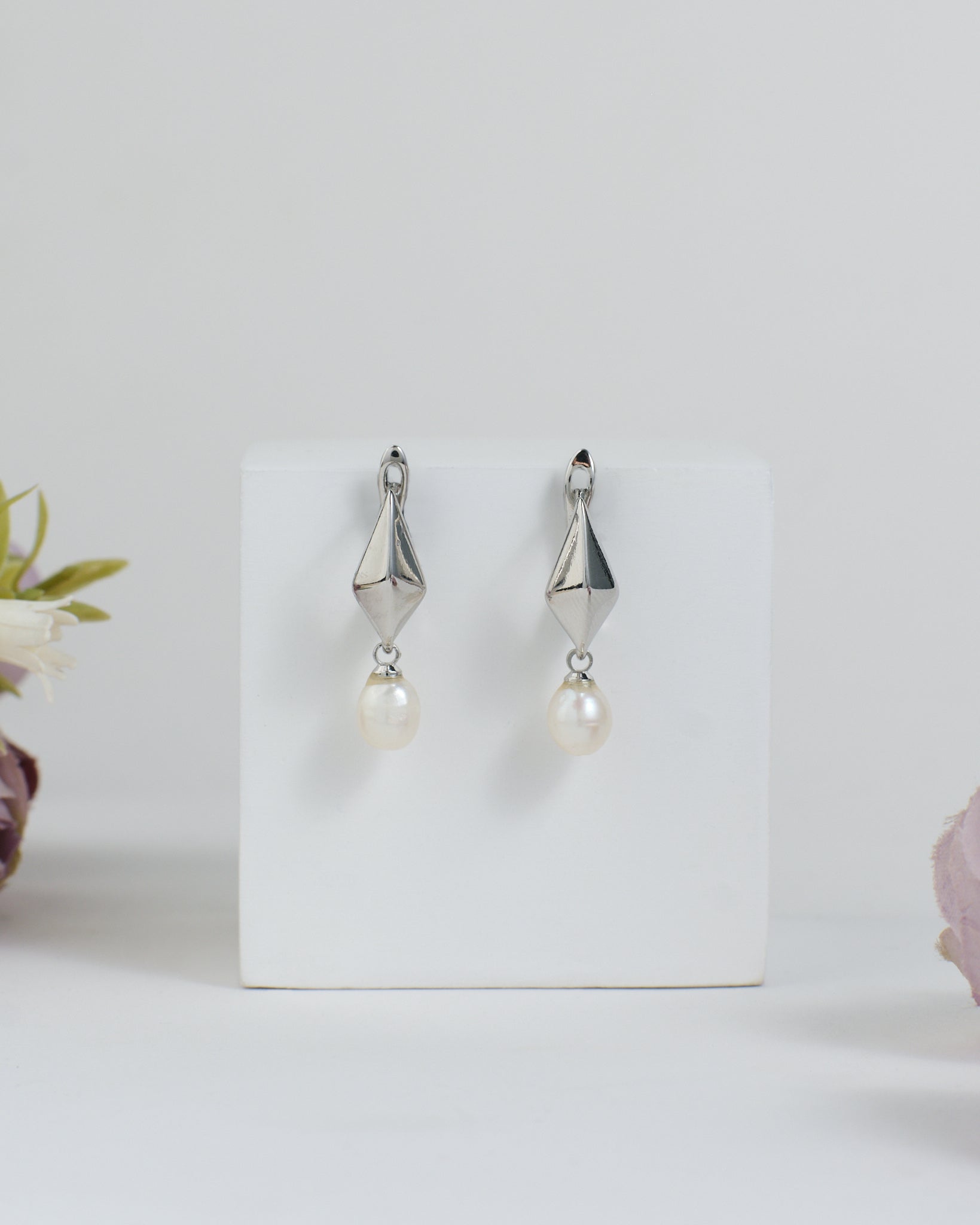 Everyday Elegance Pearl Earrings