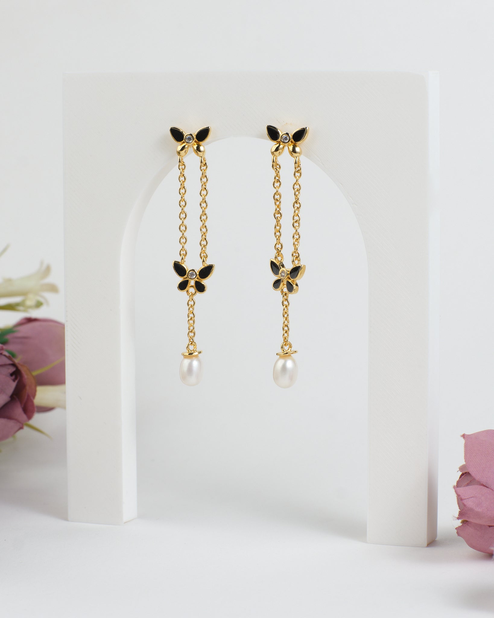 Butterfly Dreamin Pearl Earrings