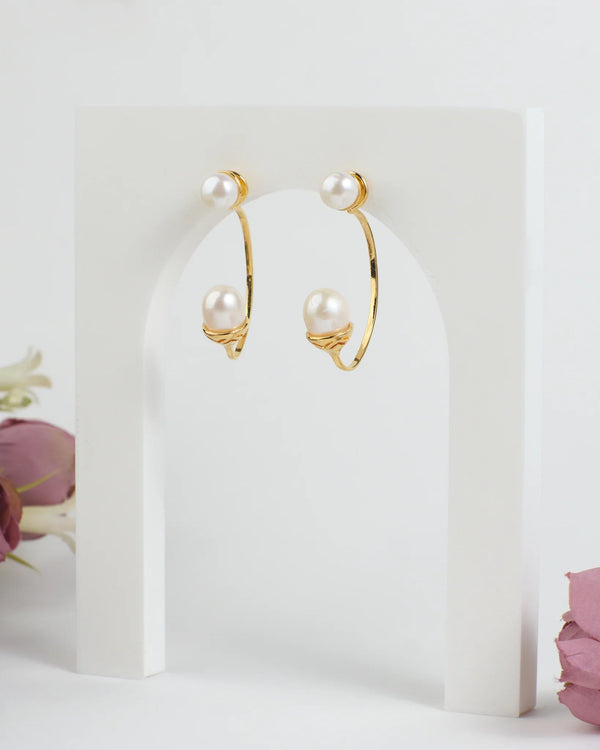 Elliptical Essence Pearl Earrings