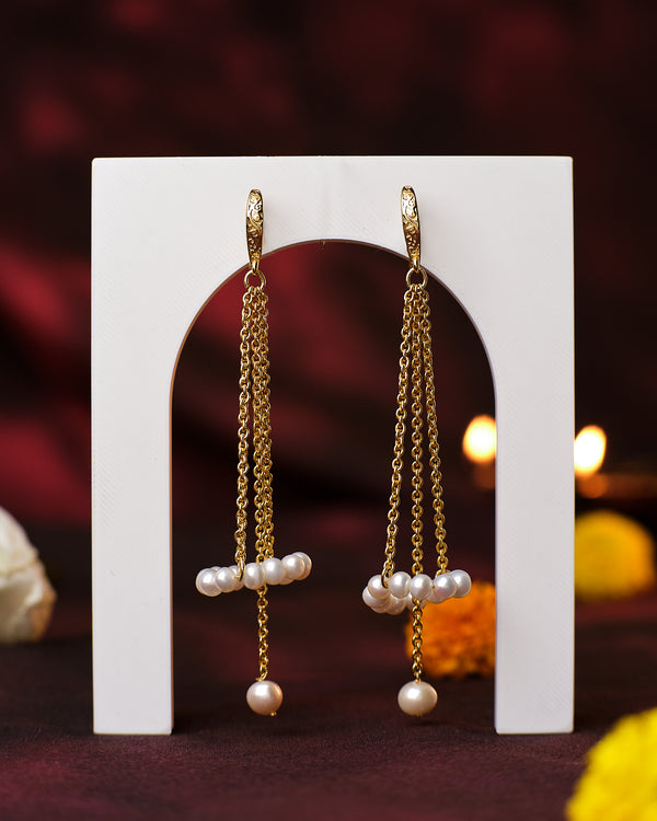 White Wonders for a Colourful Festival