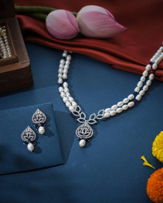 The Aksa Necklace Set - Chandrani Pearls