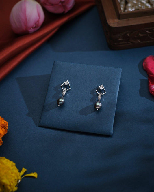 The Citran Pearl Drop Earrings - Chandrani Pearls