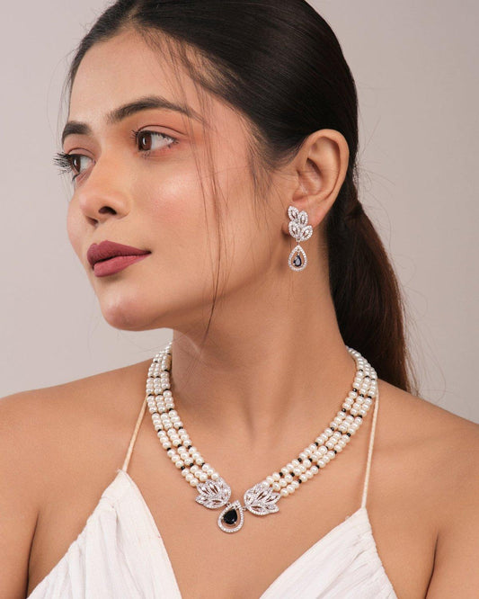 The Elife Beautiful Necklace Set - Chandrani Pearls