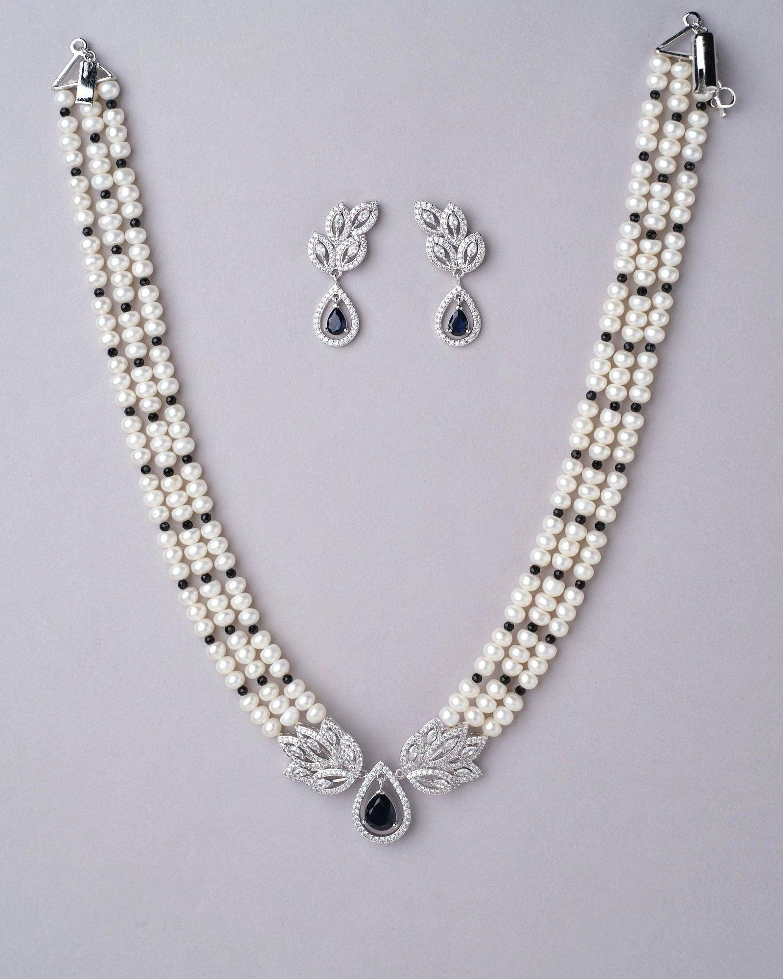 The Elife Beautiful Necklace Set - Chandrani Pearls