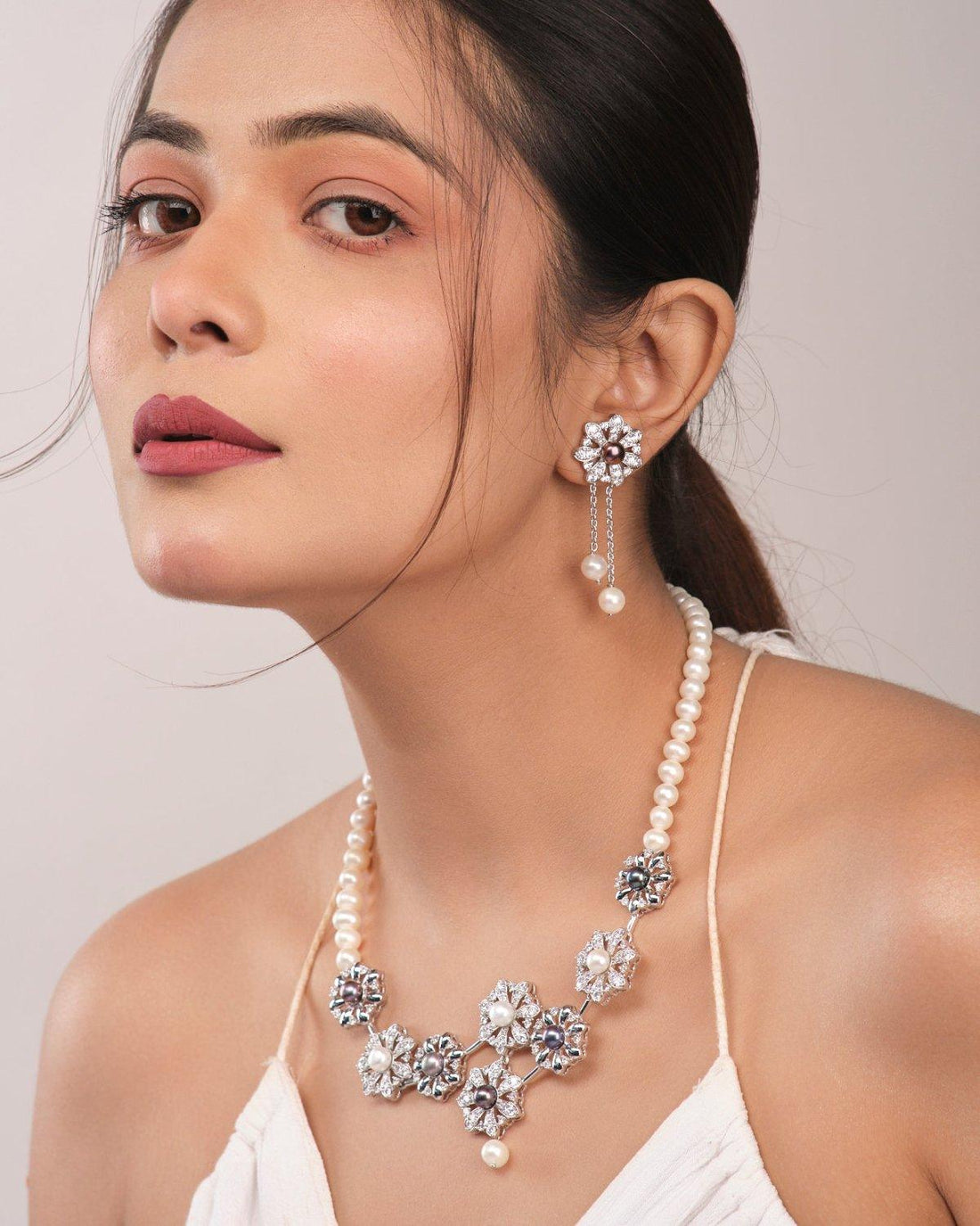 The Heavenly Sunflower Necklace Set - Chandrani Pearls
