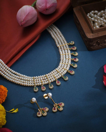 The Viveka Necklace Set - Chandrani Pearls