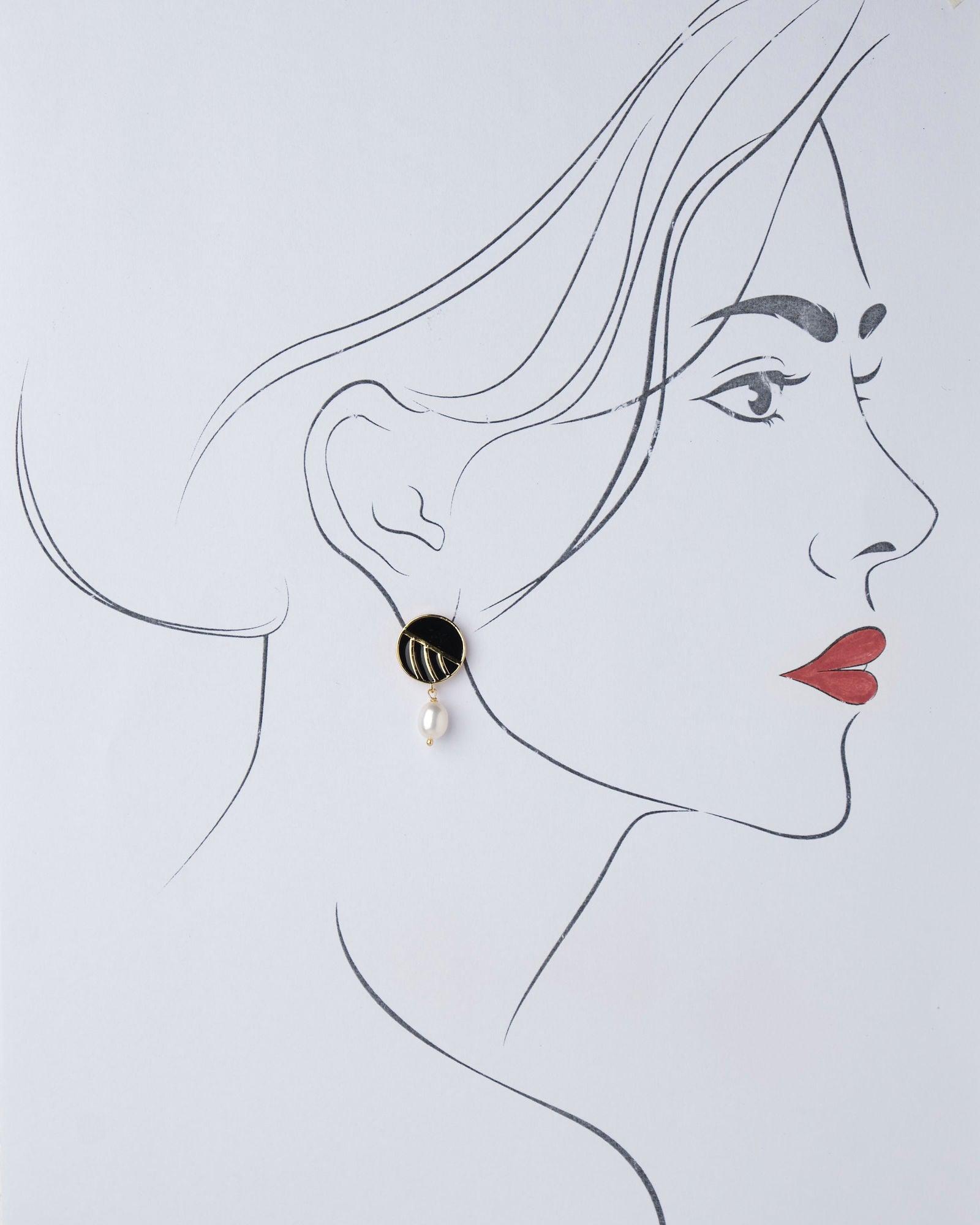 Timeless Beauty Drop Pearl Earring - Chandrani Pearls