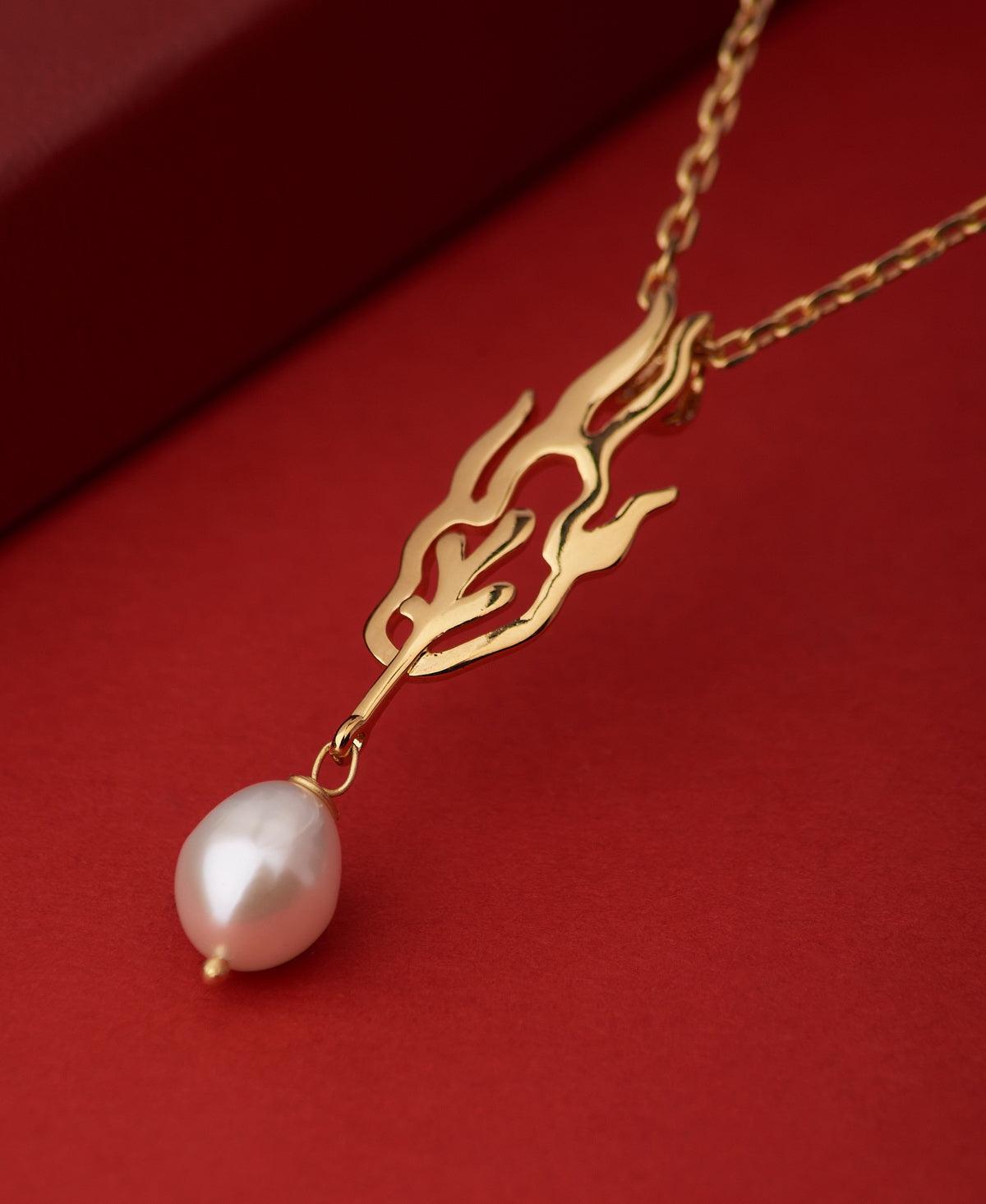 Trendy 18Kt Gold Pendant - Chandrani Pearls