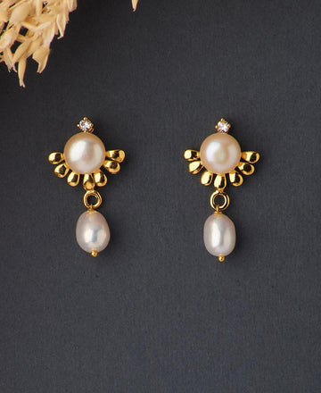 Trendy Hanging Pearl Earring - Chandrani Pearls