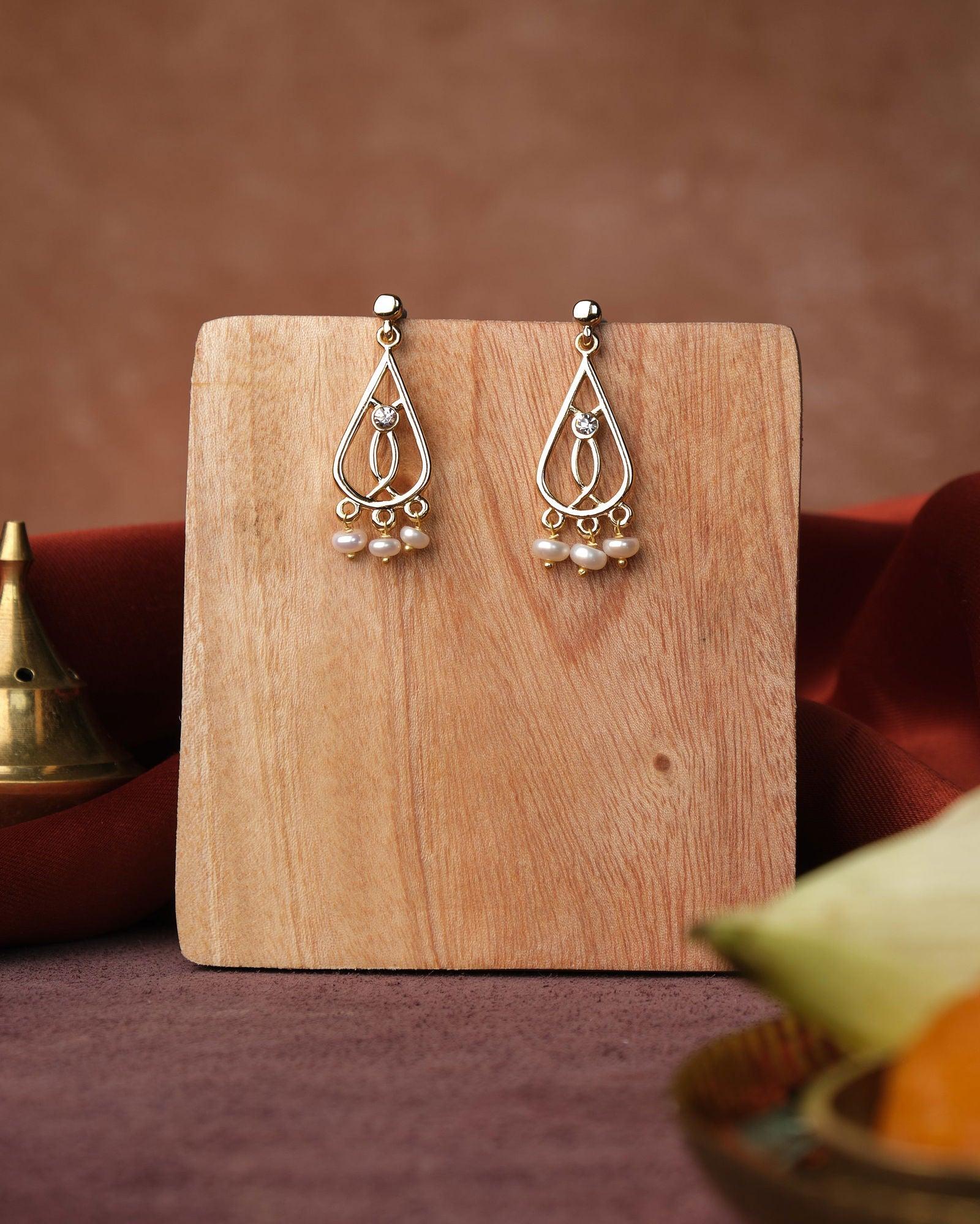 Trendy Pearl Earring - Chandrani Pearls