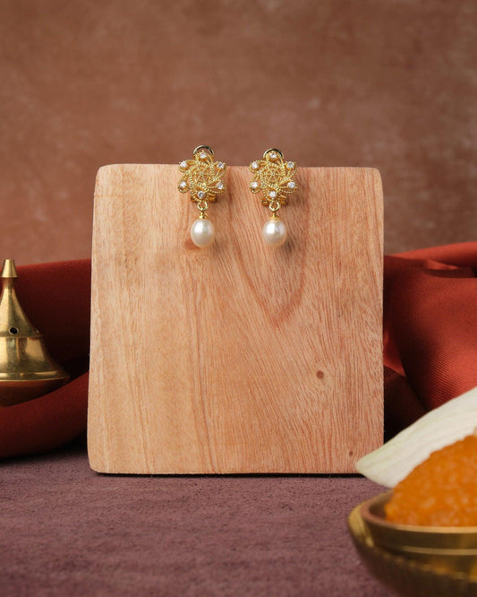 Trendy Pearl Earring - Chandrani Pearls