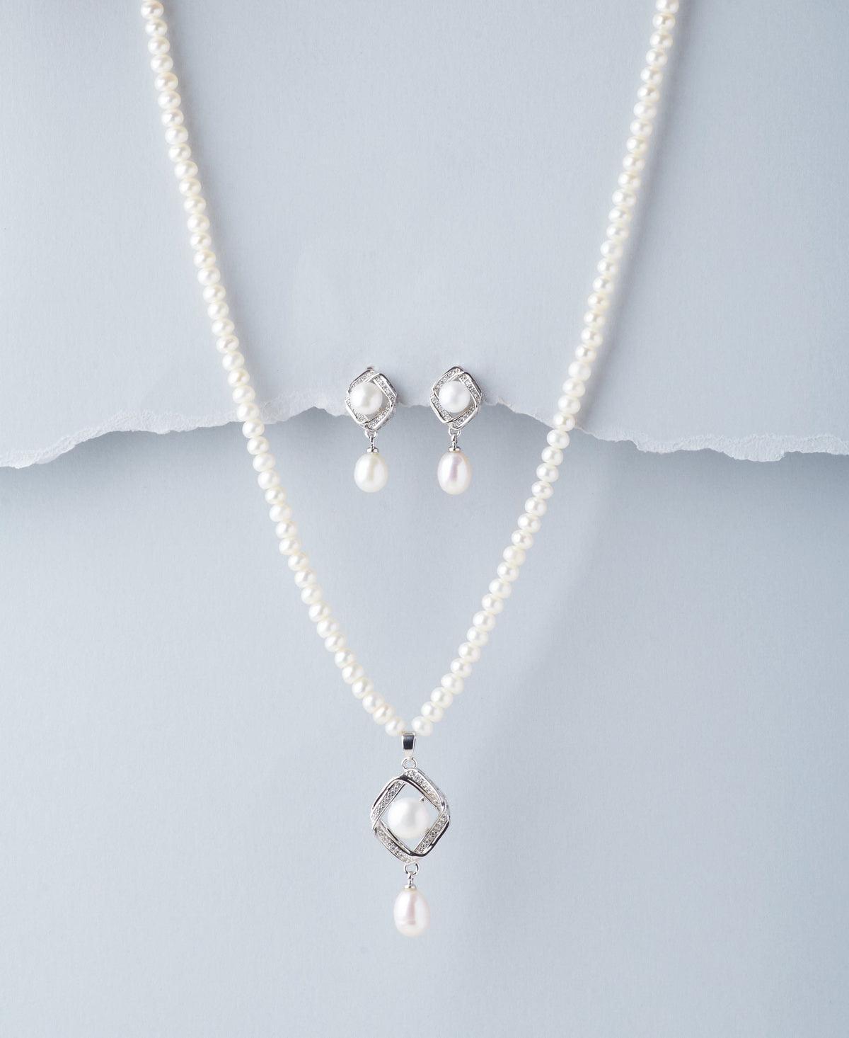 Trendy Pearl Necklace Set - Chandrani Pearls