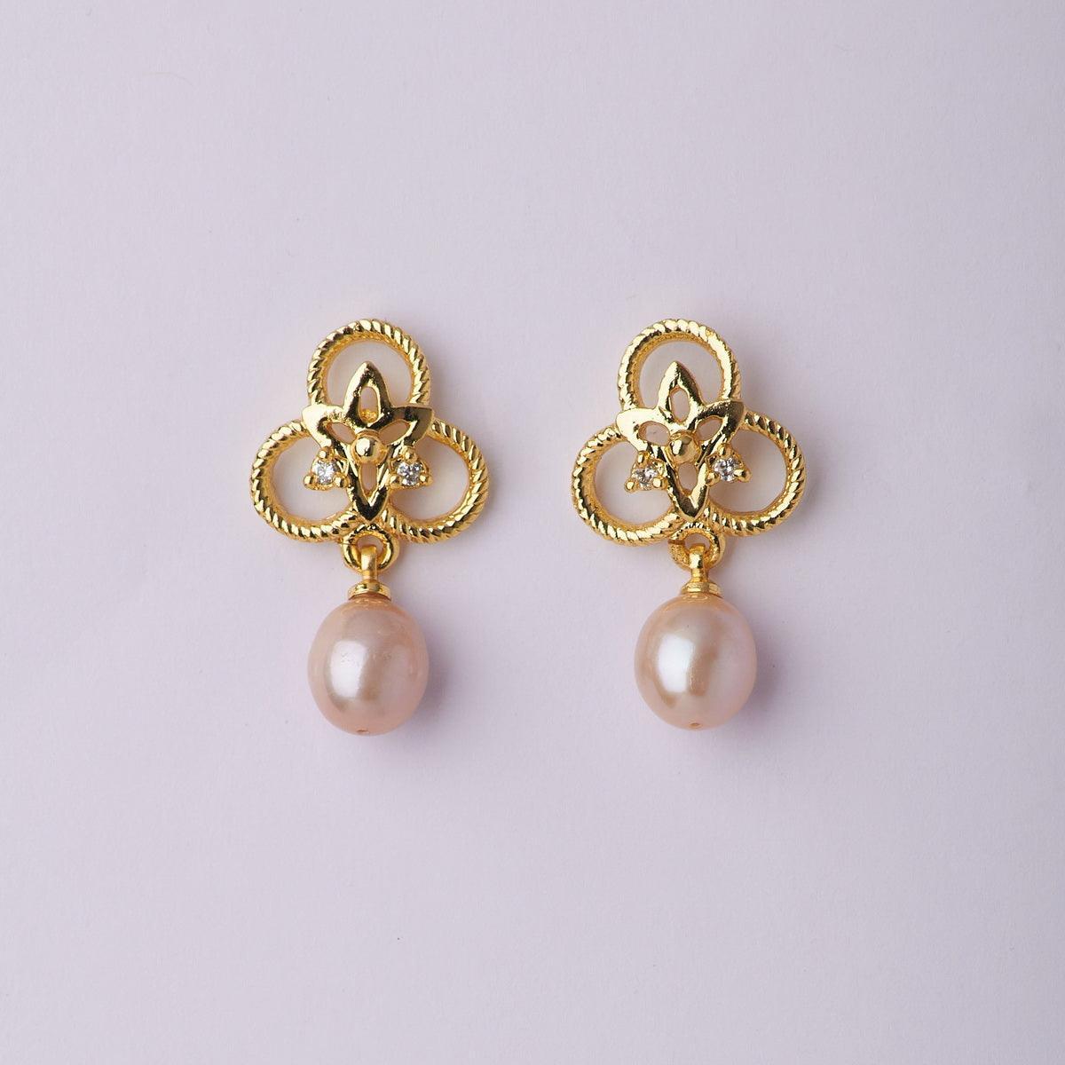 Trendy Pearl Stud Earring - Chandrani Pearls